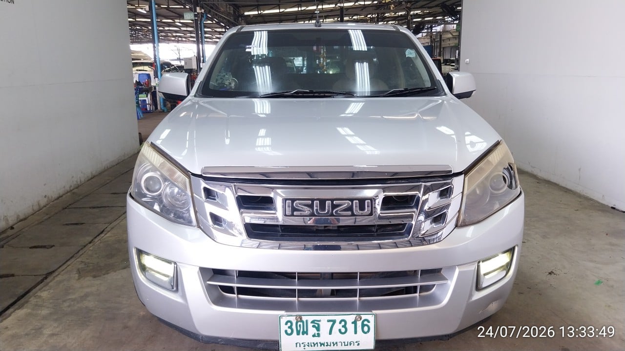 ISUZ ISUZ073 SPACECAB 2.5 L MT 2015