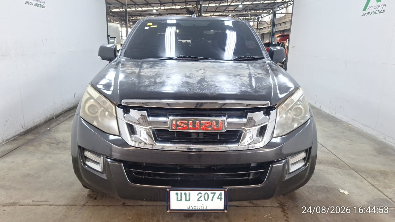 ISUZ ISUZ073 SPACECAB 2.5 Hi-Lander Z MT (VGS,DVD) (ABS) 2014