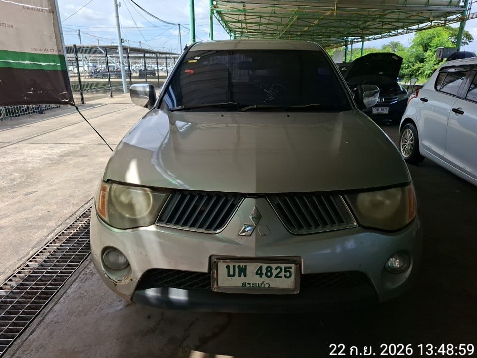 MITS MITS027 Ext. Cab 2.5 GLX MT 2006