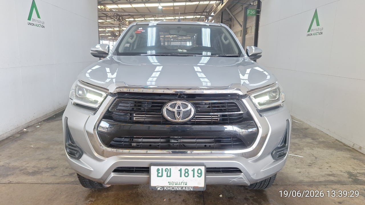 TOYO TOYO120 Smart Cab 2.4 Prerunner Entry MT 2022
