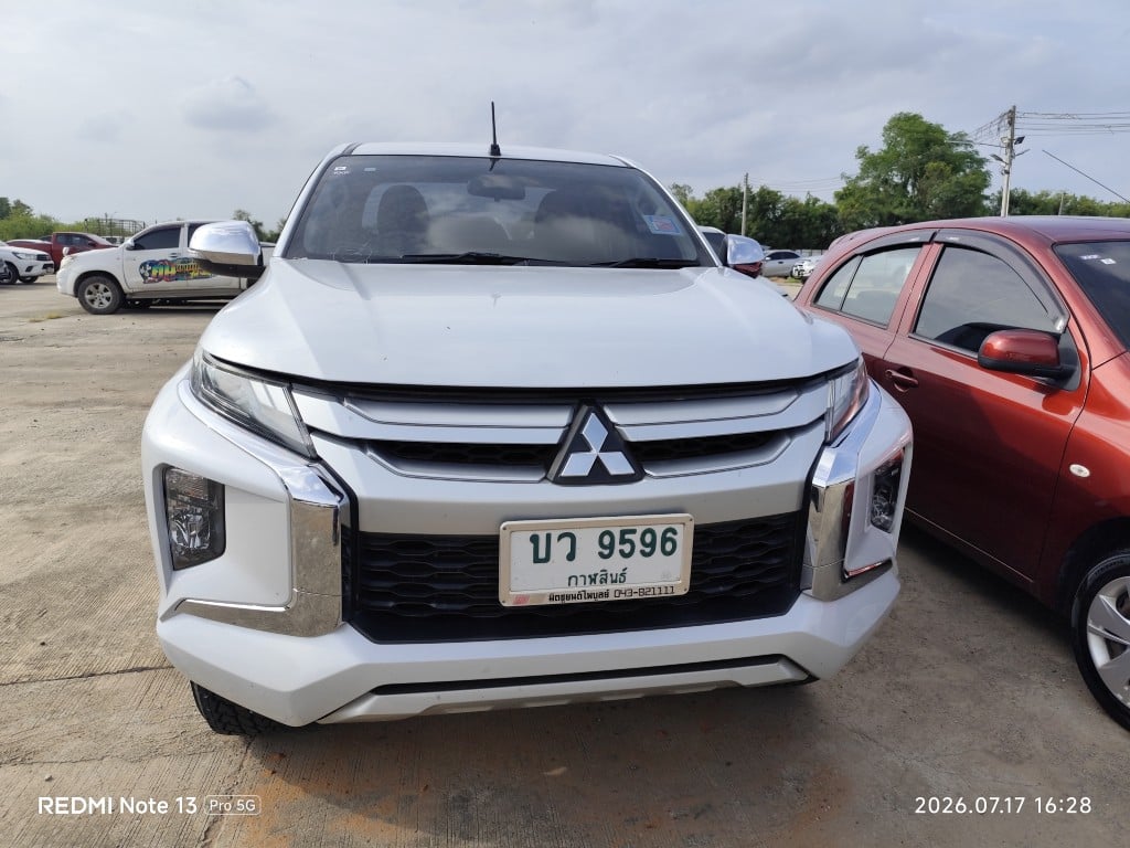 MITS MITS027 Ext. Cab 2.4 GLS Plus MT 2022
