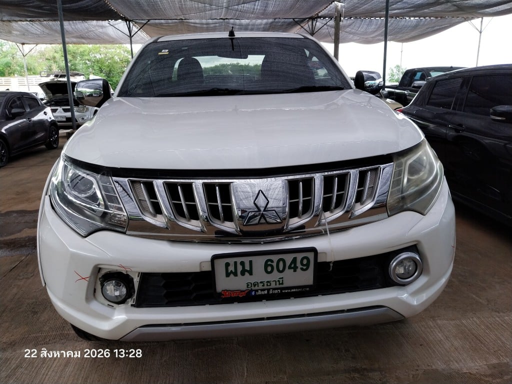 MITS MITS027 Ext. Cab 2.4 GLS Plus MT (AB/ABS) 2018