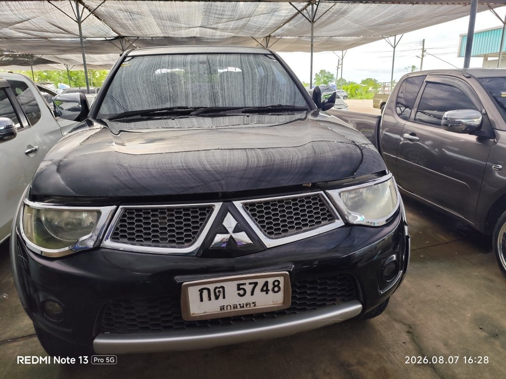 MITS MITS027 Dual Cab 2.5 GLS 4WD MT (AB/ABS) 2015