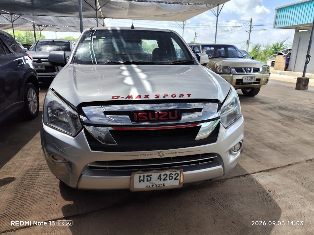 ISUZ ISUZ073 SPACECAB 2.5 L MT 2012