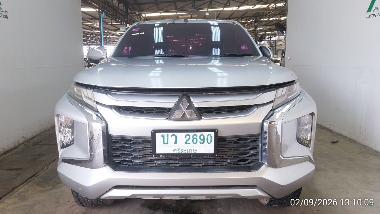 MITS MITS027 Ext. Cab 2.4 GLS Plus MT 2019