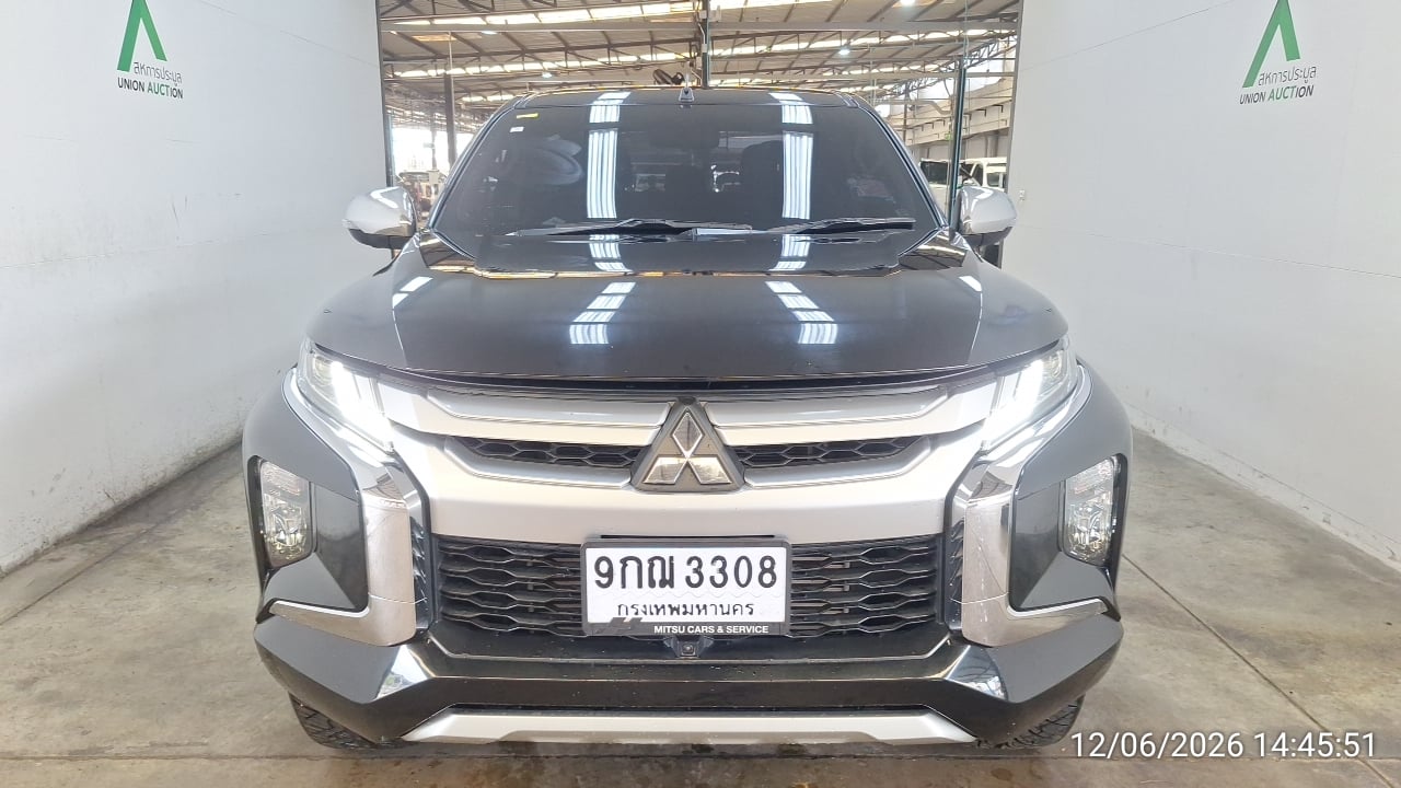 MITS MITS027 Dual Cab 2.4 GT Plus MT (AB/ABS) 2019