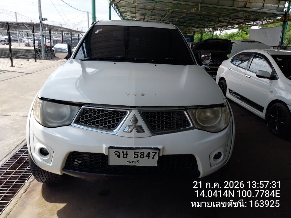 MITS MITS027 Dual Cab 2.5 GLS Plus MT 2012