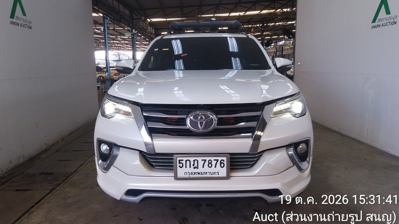 TOYO TOYO051 2.8 V 4WD AT (AB/ABS) 2016