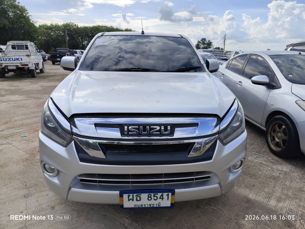ISUZ ISUZ073 SPACECAB 1.9 L MT 2019