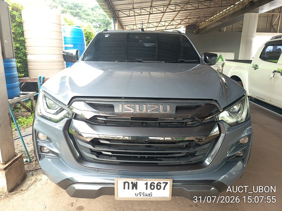 ISUZ ISUZ039  Vcross 3.0 M AT 4WD 2023
