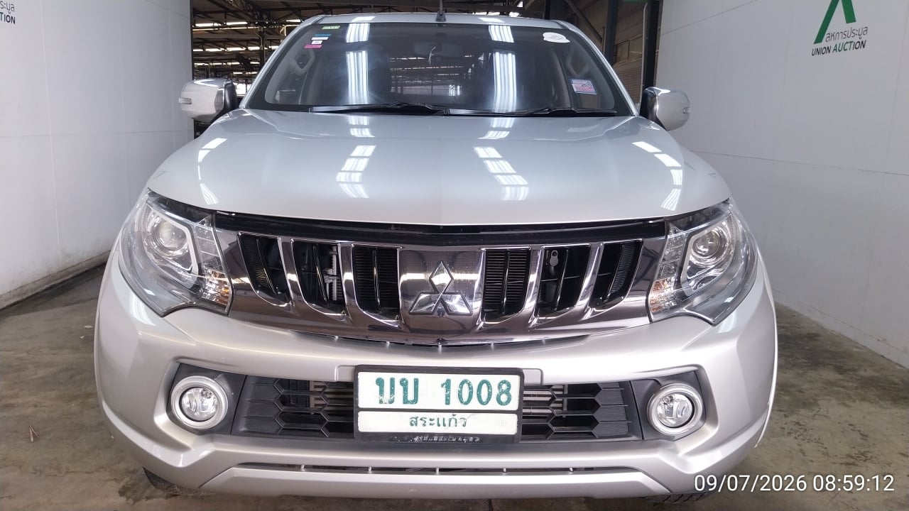 MITS MITS027 Ext. Cab 2.4 GLS Plus MT 2017