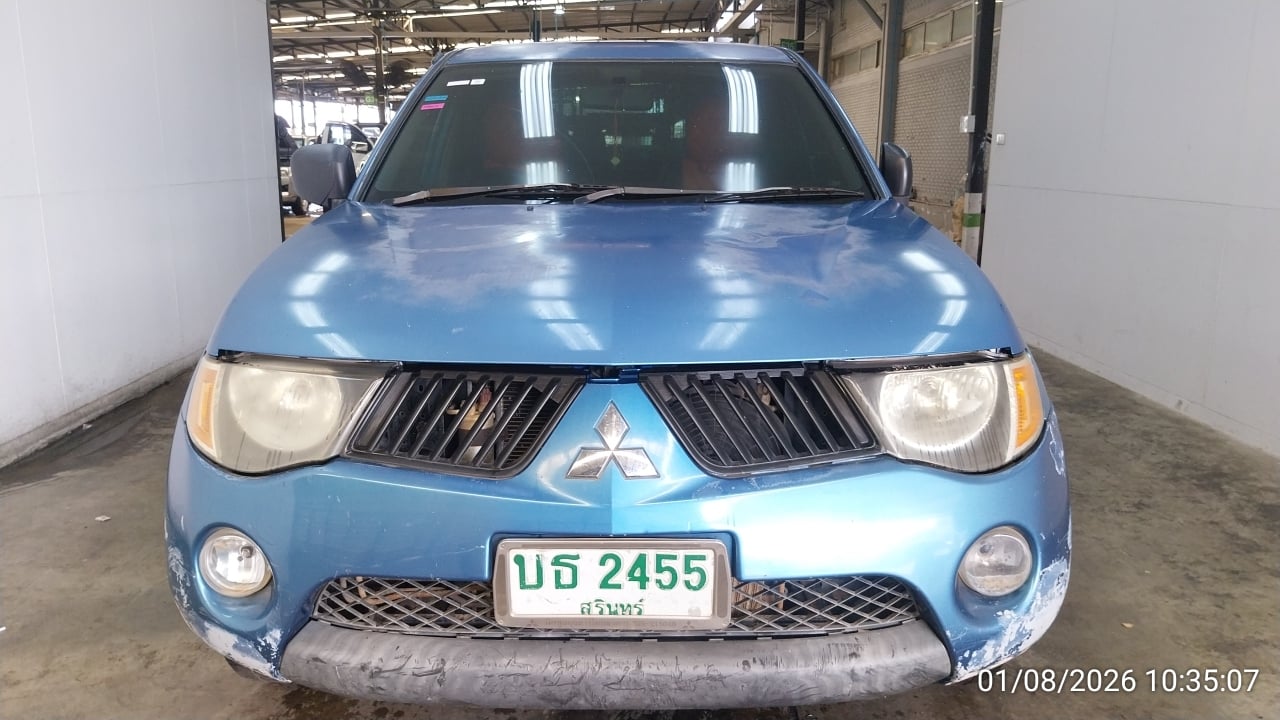 MITS MITS027 Ext. Cab 2.5 GL MT 2006