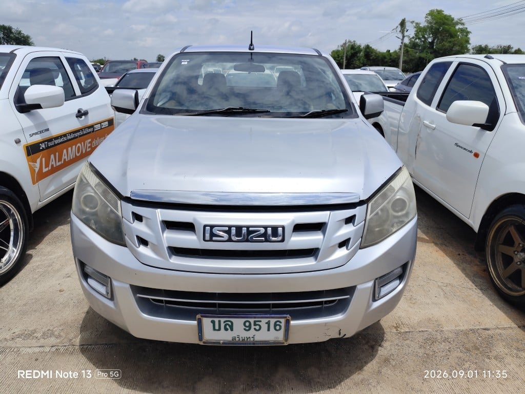 ISUZ ISUZ073 SPACECAB 2.5 L MT 2014