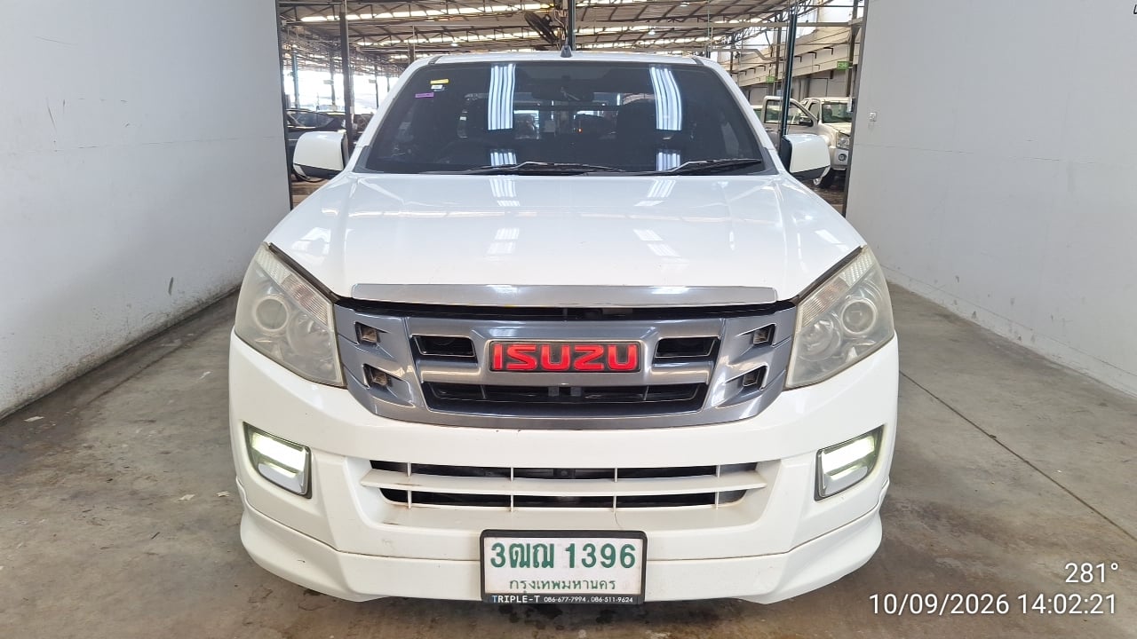 ISUZ ISUZ073 SPACECAB 2.5 X-Series Z MT (VGS) (ABS) 2014