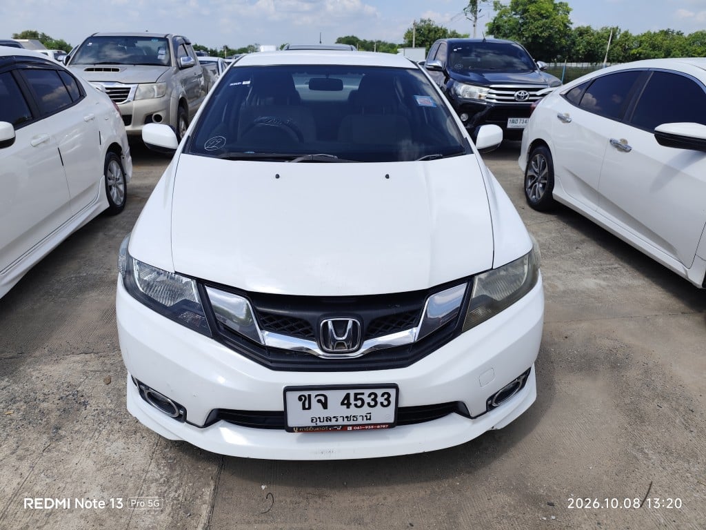 HOND HOND003 1.5 S i-VTEC AT 2013