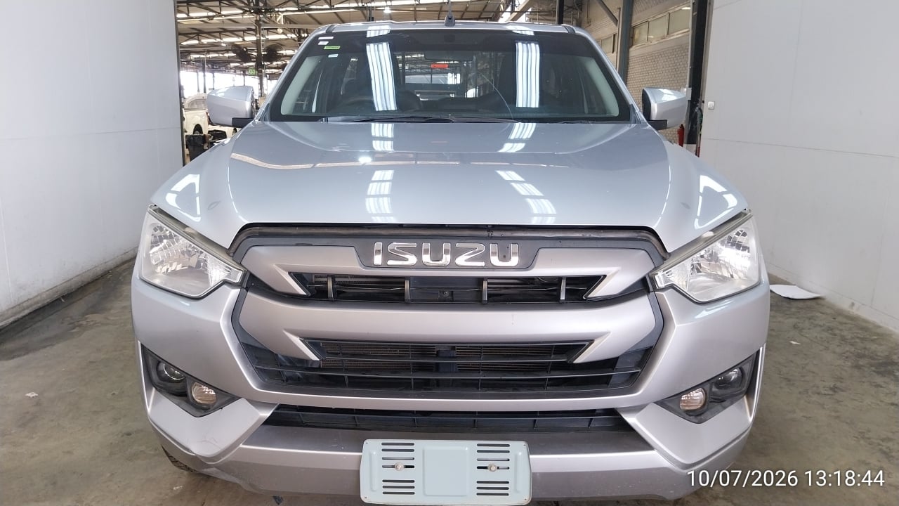 ISUZ ISUZ073 SPARK 3.0 S MT 2021