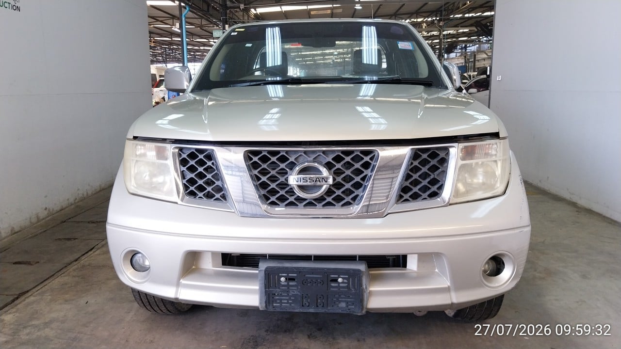 NISS NISS077 Ext. Cab 2.5 Calibre MT (AB/ABS) 2008