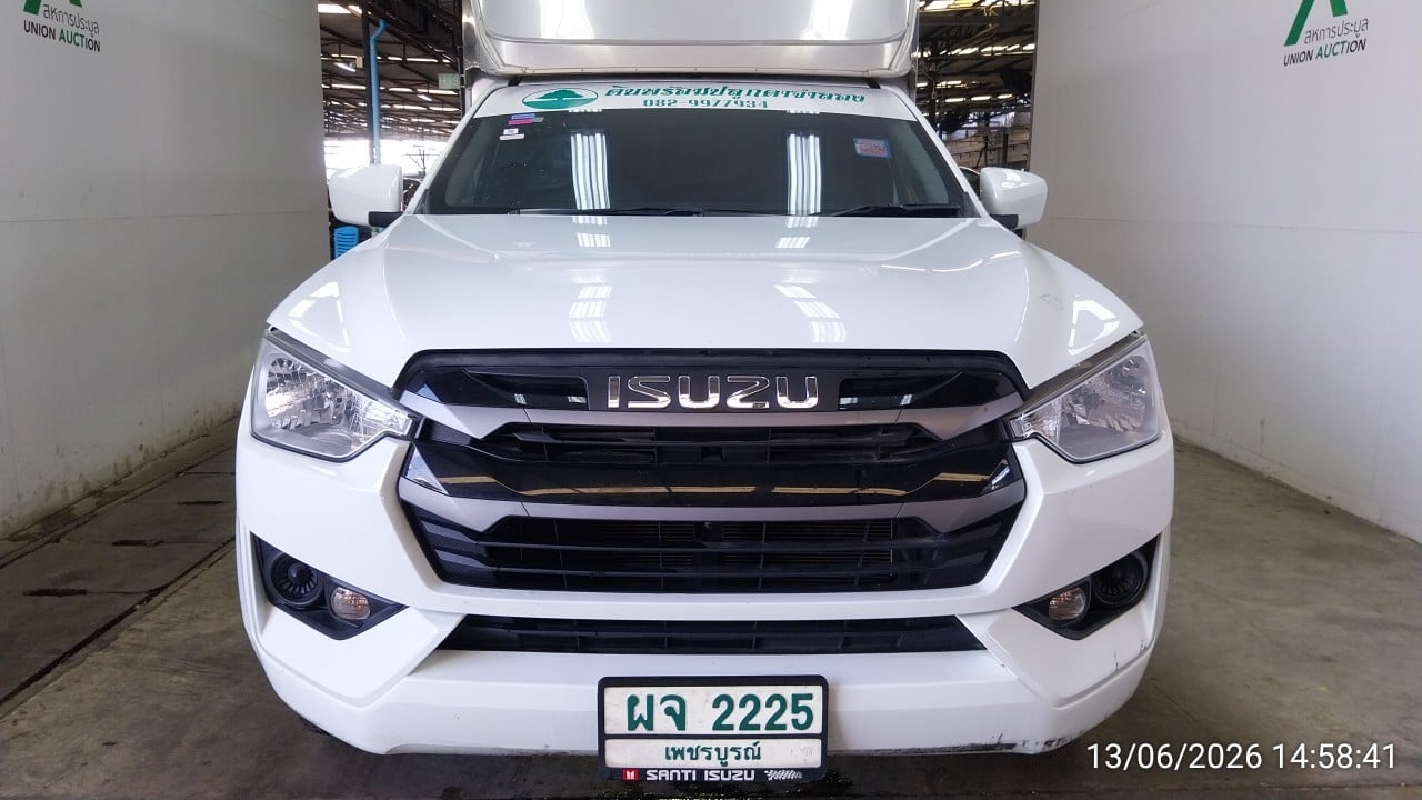 ISUZ ISUZ073 Spark 1.9 S MT 2023