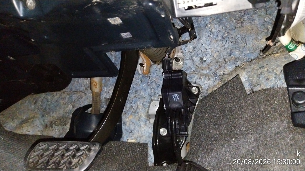 TOYO TOYO037 1.5 E AT 2015