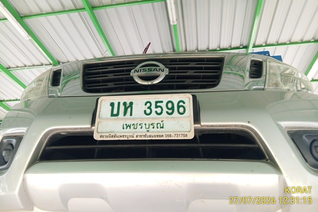 NISS NISS082 Ext. Cab 2016
