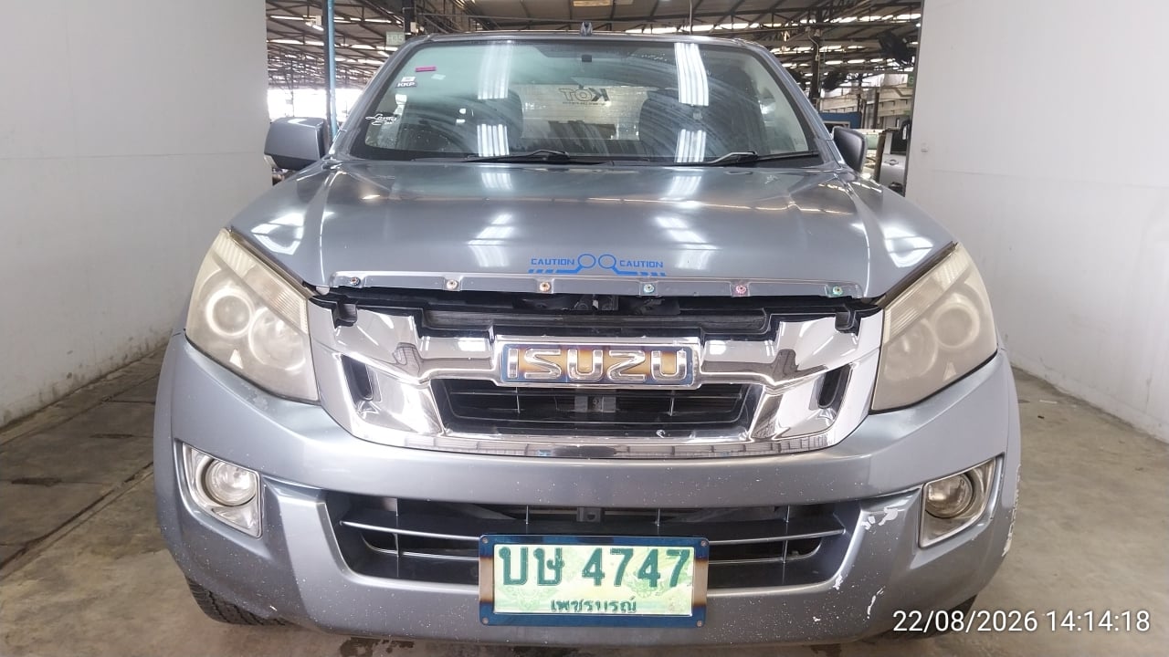 ISUZ ISUZ073 SpaceCab 2.5 Hi-Lander Z MT (VGS) 2012