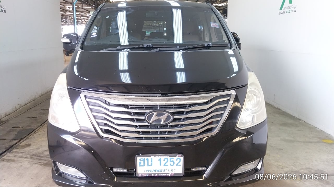 HYUN HYUN010 2.5  Deluxe AT 2011