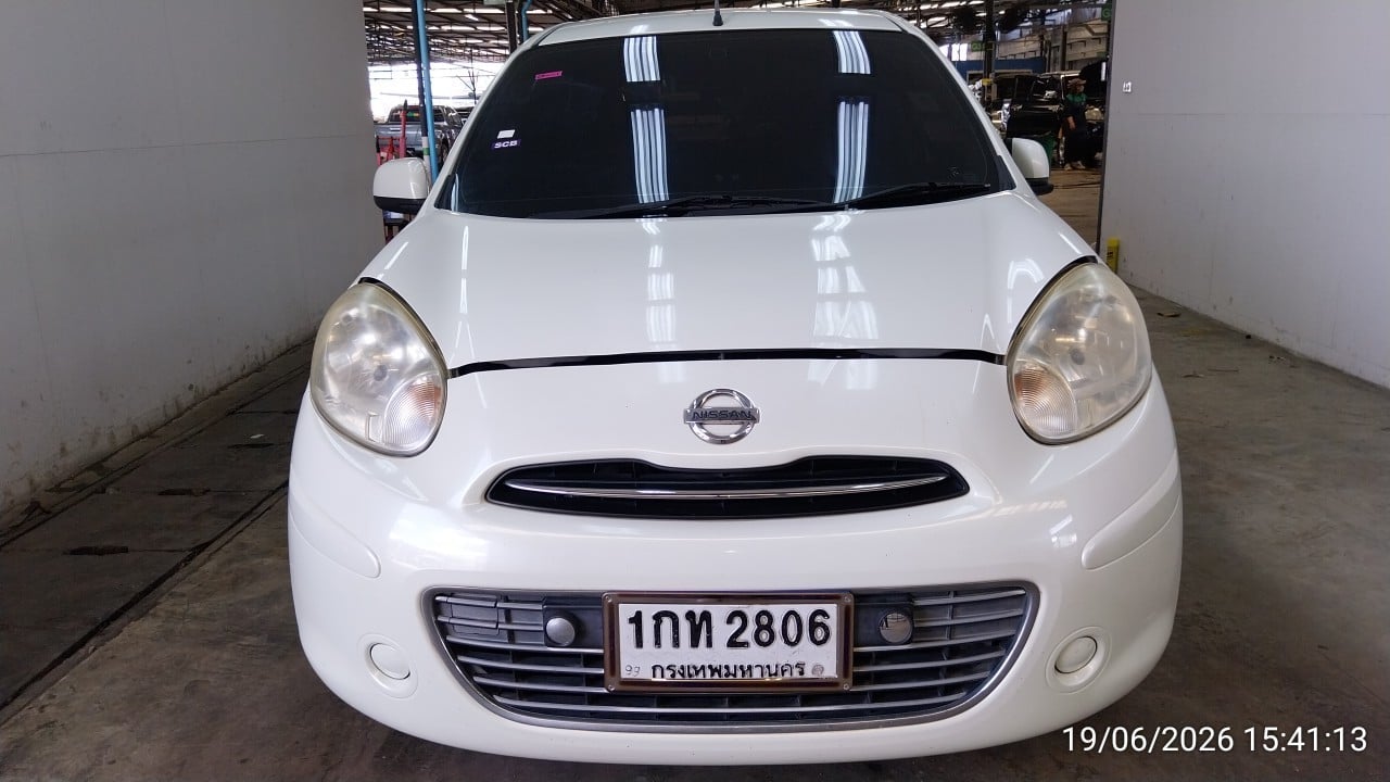 NISS NISS043 1.2 V CVT Hatch 2013