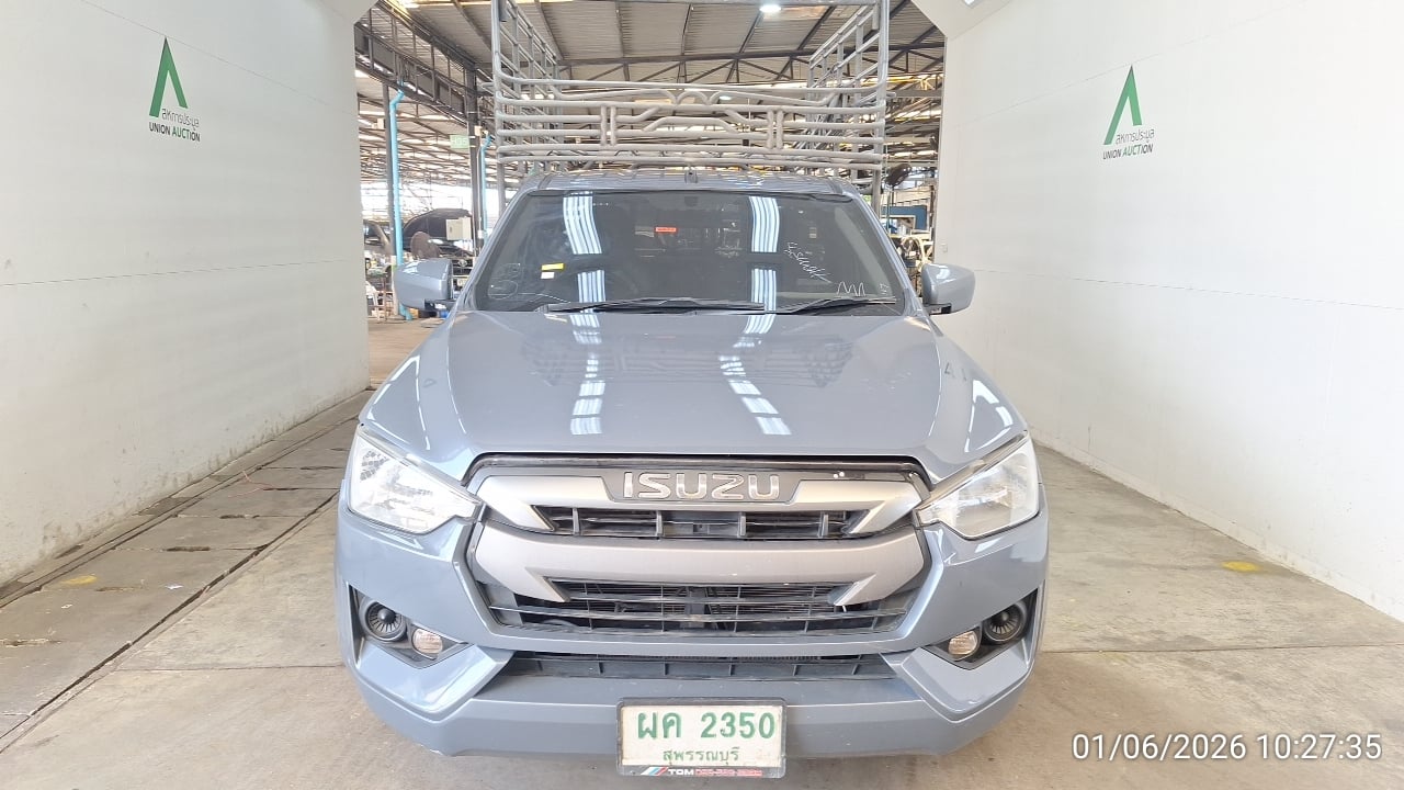 ISUZ ISUZ073 SPARK 3.0 S MT (AB/ABS) 2023