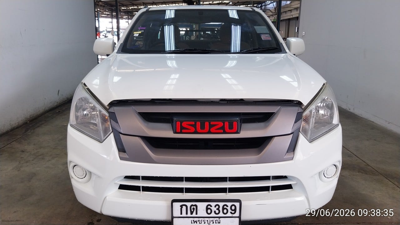ISUZ ISUZ073 CAB4 1.9 S MT (AB) 2016