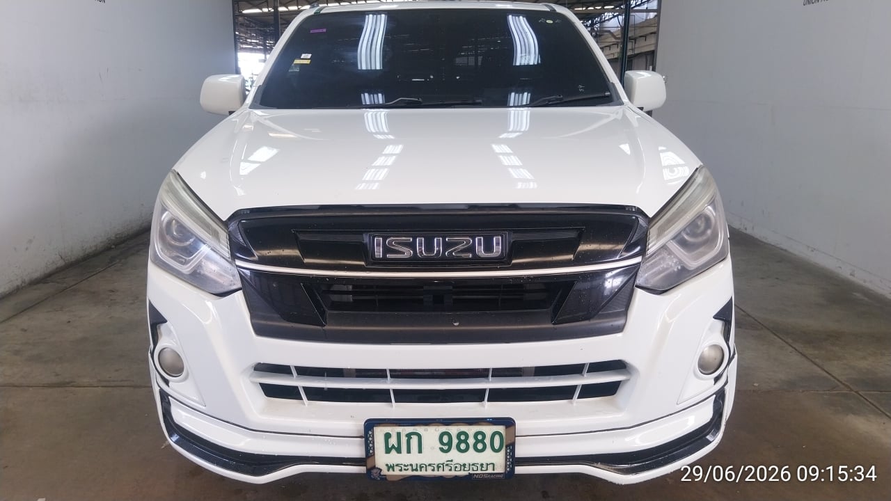 ISUZ ISUZ073 SPARK 3.0 S MT 2019