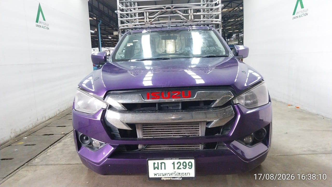 ISUZ ISUZ073 SPARK 3.0 S MT (AB/ABS) 2020