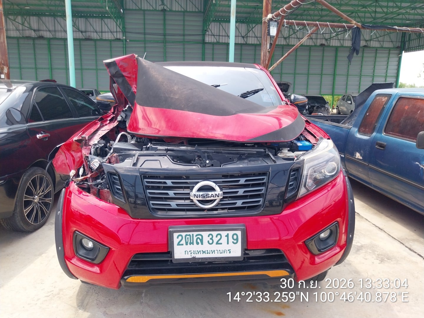 NISS NISS082 Ext. Cab 2.5 Calibre E MT (Black Edition) 2019