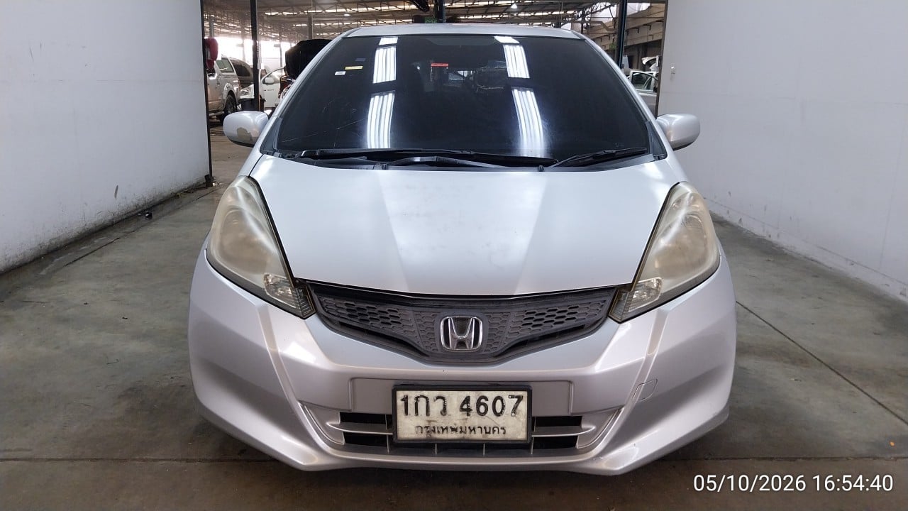 HOND HOND033 1.5 V i-VTEC AT Hatch (AB/ABS) 2013