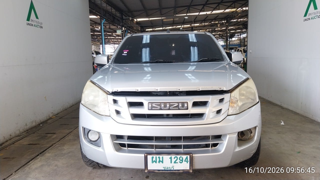 ISUZ ISUZ073 SPACECAB 2.5 L MT 2013