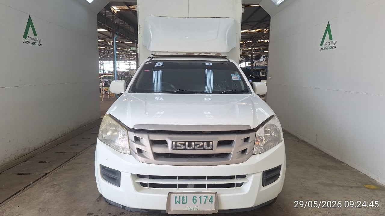 ISUZ ISUZ073 SPARK 2.5 S MT 2013