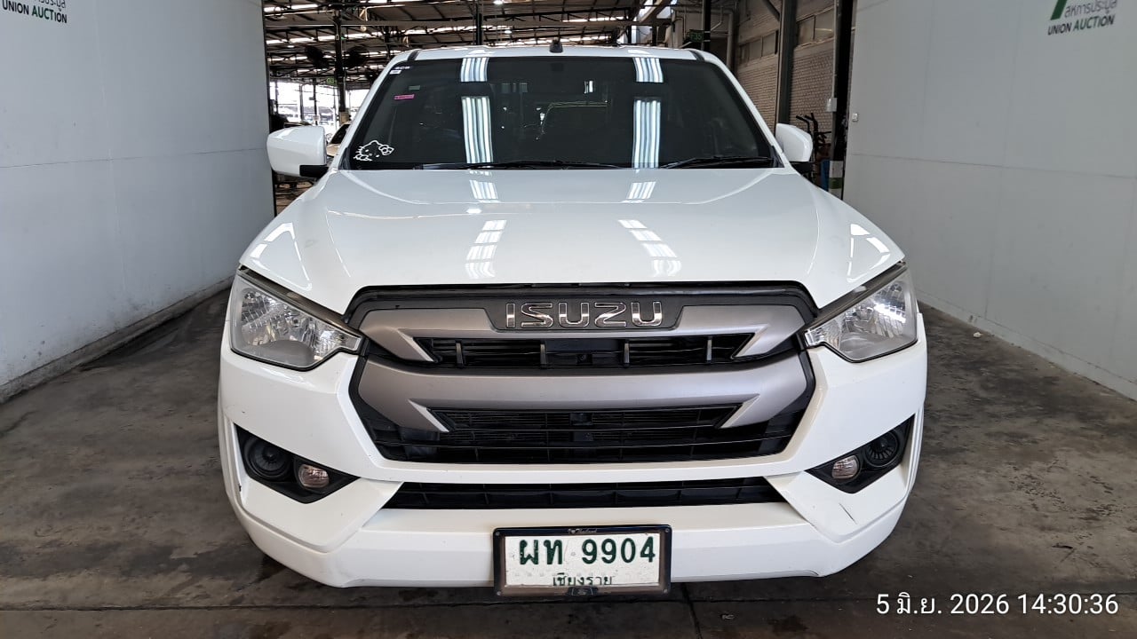ISUZ ISUZ073 SPARK 3.0 S MT 2021