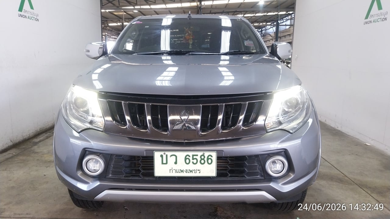 MITS MITS027 Ext. Cab 2.4 GLS Plus MT 2017