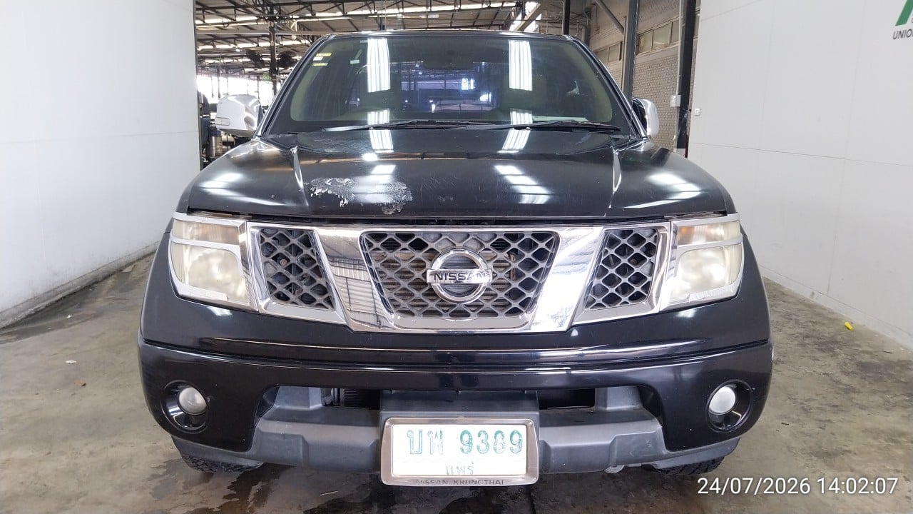 NISS NISS077 Ext. Cab 2.5 Calibre SE MT (ABS) 2011