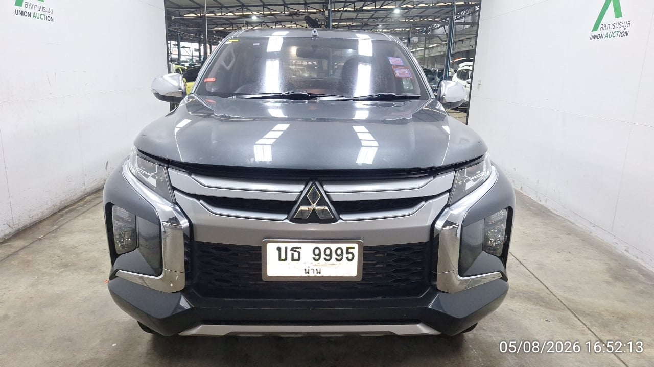 MITS MITS027 Ext. Cab 2.4 GLX Plus MT (AB/ABS) 2019