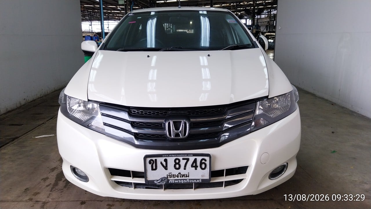HOND HOND003 1.5 V i-VTEC AT 2011