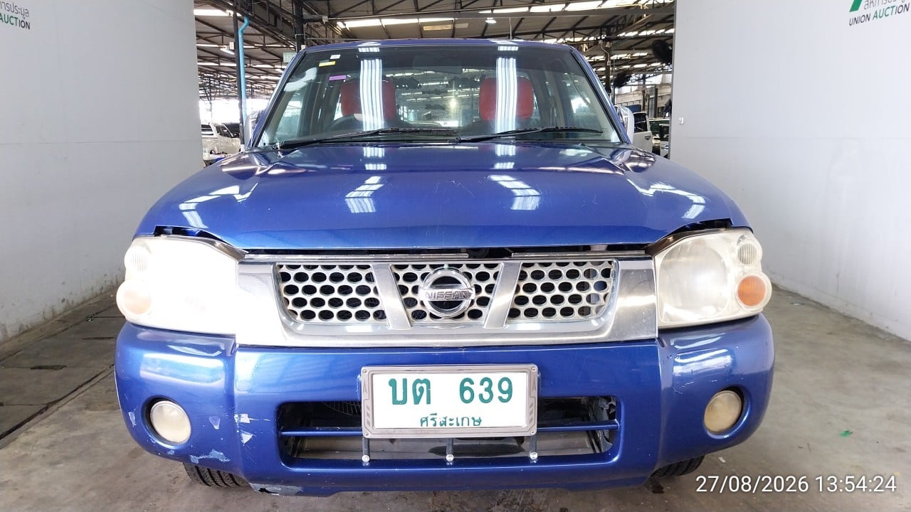 NISS NISS017 Ext. Cab 3.0 ZDi MT 2004