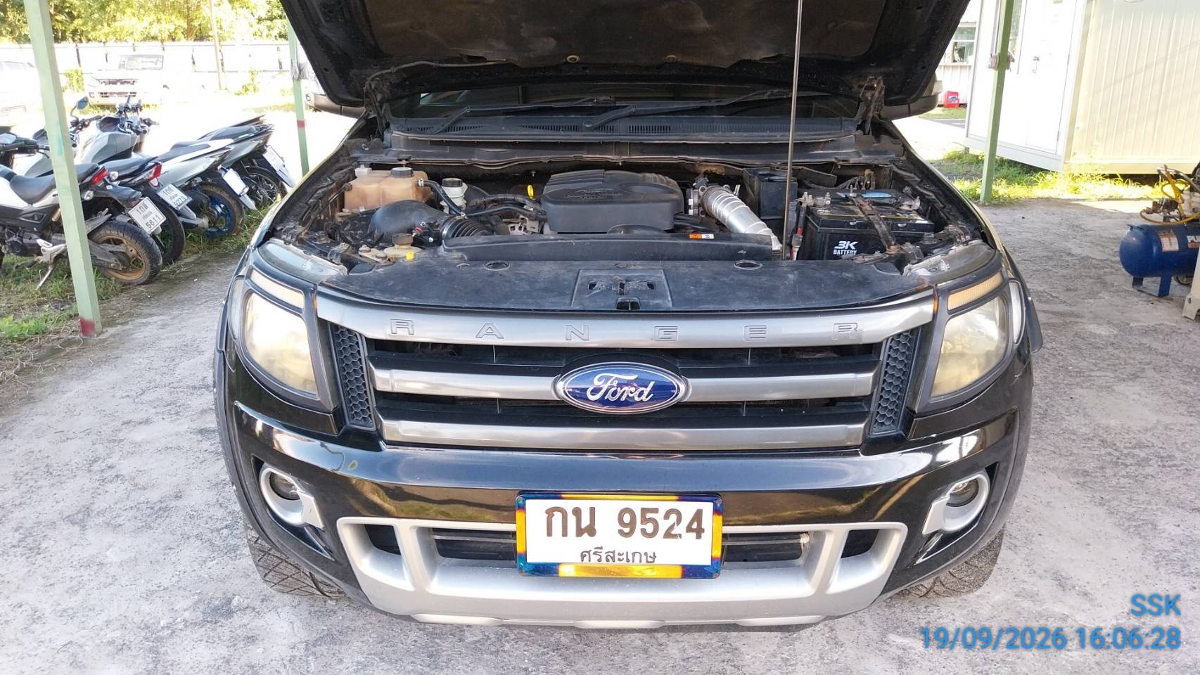 FORD FORD008 Dual Cab 2.2 WildTrak 4WD AT 2013