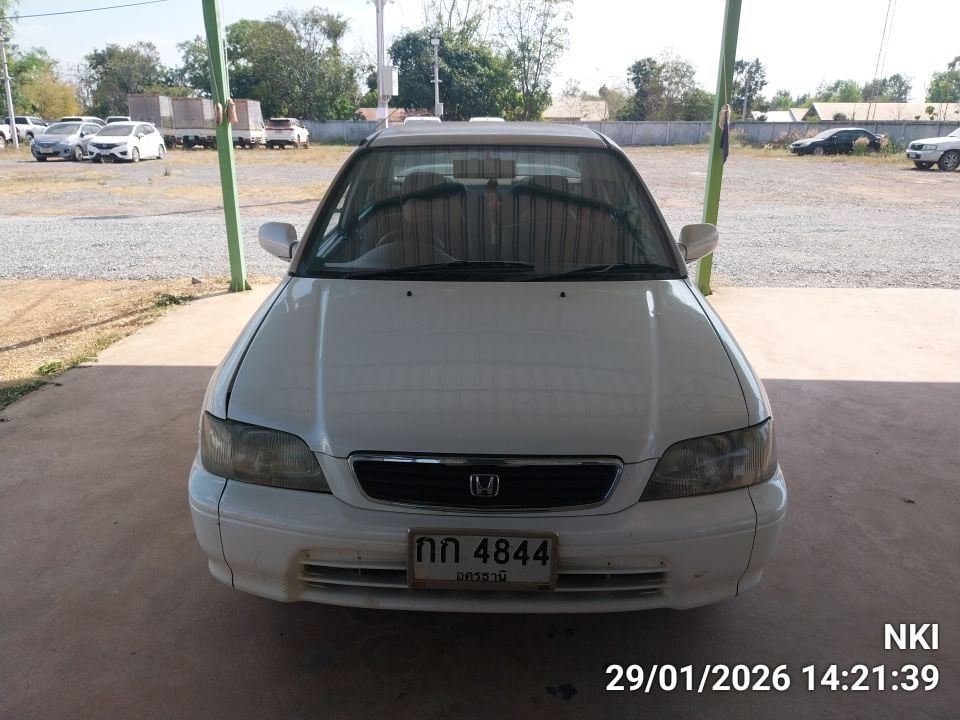 HOND HOND003 1.5 AT 1997