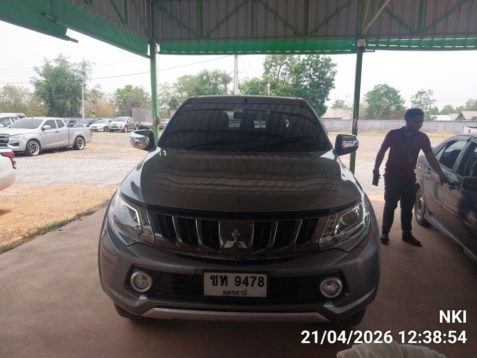 MITS MITS027 Dual Cab 2.4 GLS Plus MT (AB/ABS) 2017