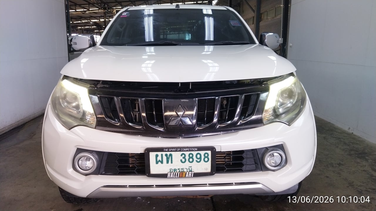 MITS MITS027 Ext. Cab 2.4 GLS Plus MT 2017