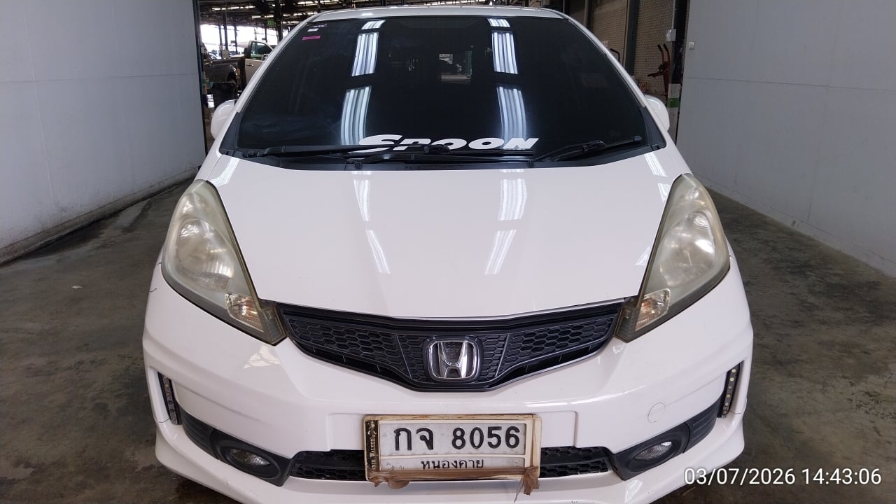 HOND HOND033 1.5 SV i-VTEC AT Hatch 2011