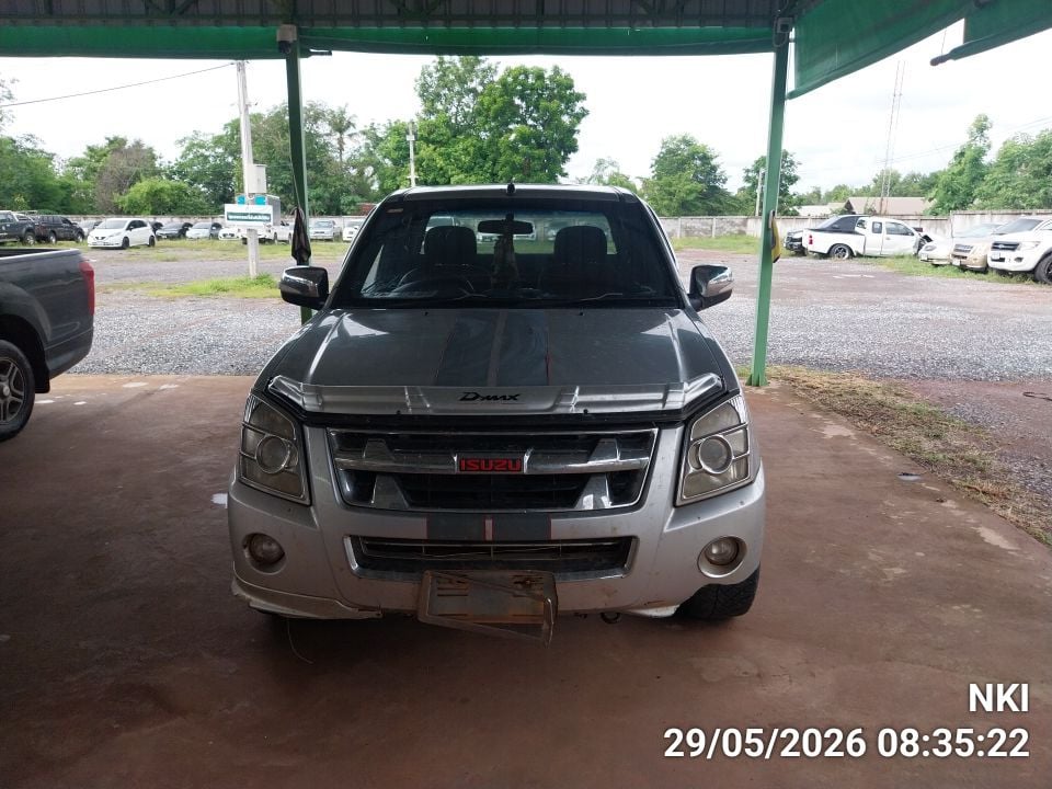 ISUZ ISUZ073 SPACECAB 2.5 SLX X-Series  MT 2011