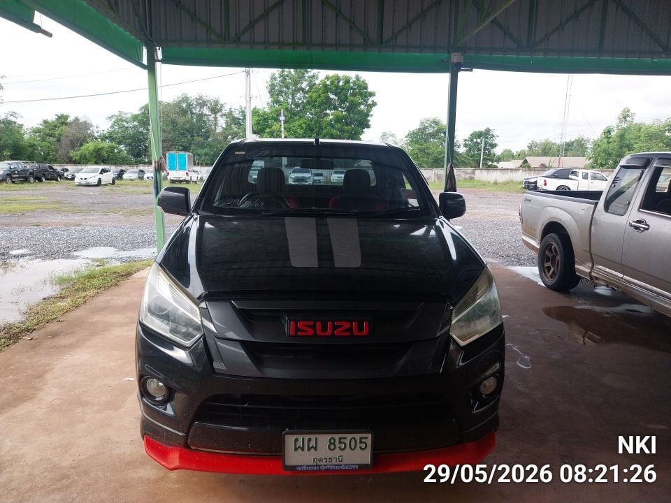ISUZ ISUZ073 SPACECAB 1.9 X-Series Z MT (AB/ABS) 2017