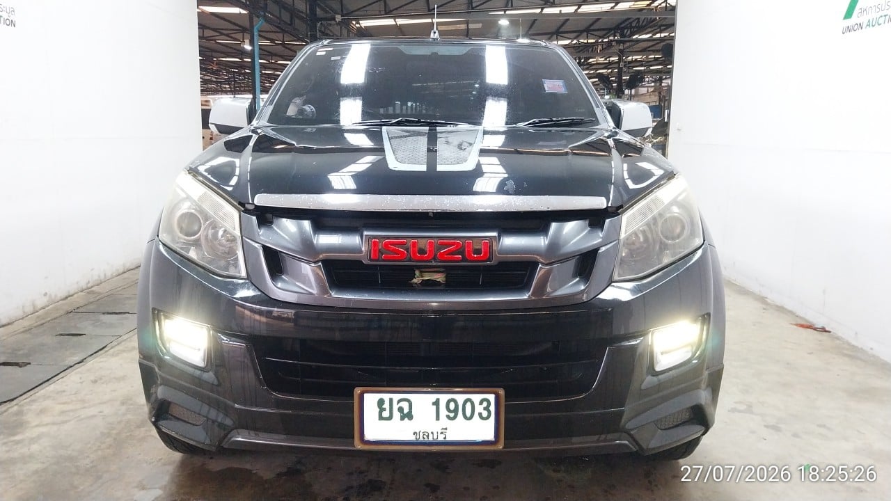 ISUZ ISUZ073 SPACECAB 2.5 Hi-Lander X-Series Z MT (VGS,DVD) 2015