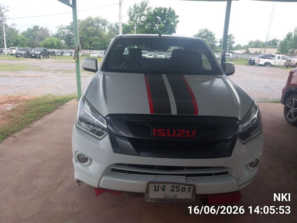 ISUZ ISUZ073 SPACECAB 1.9 X-Series Z MT (AB/ABS) 2017